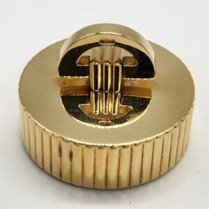 AN ELEGANT CARTIER LONDON ROUND GOLD BOX …